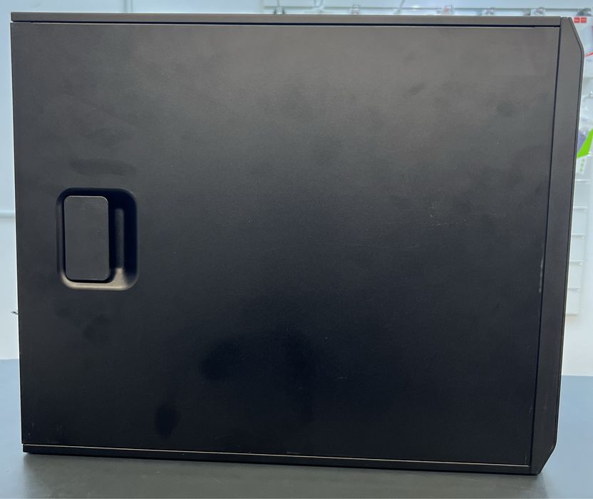 HP Z2 G4 Intel Xeon E-2144G 32GB DDR4 512GB SSD+1TB HDD NVIDIA P2000