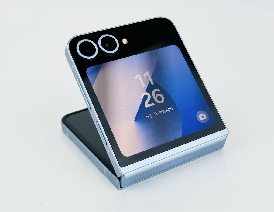 KATO НОВ! Samsung Galaxy Z Flip 6 5G 256GB 12RAM Blue Гаранция!