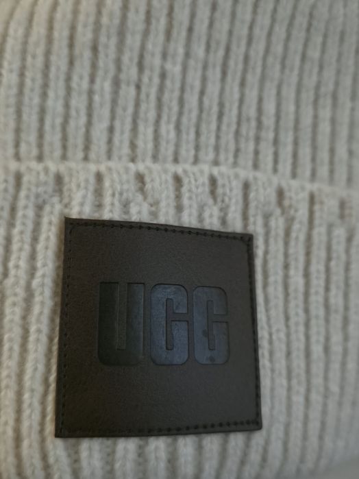 Caciula UGG calitate