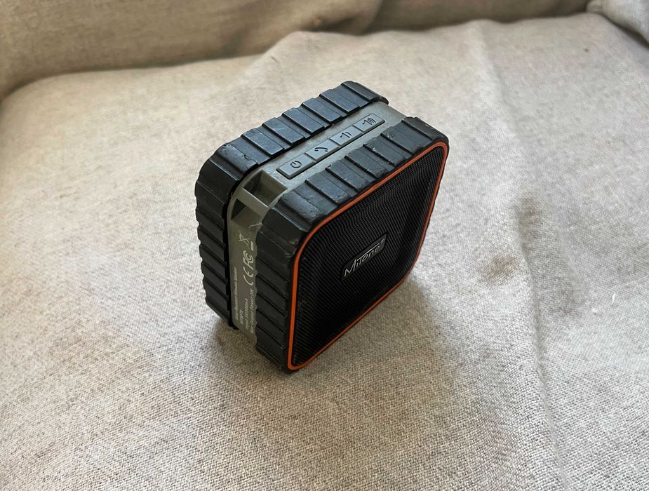 Boxa portabila Bluetooth M-Tone rezistenta apa sunet puternic