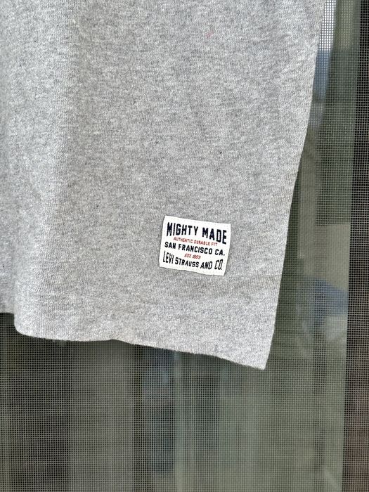 Мъжка тениска LEVI'S (Relaxed Fit) - размер М, Отлично състояние