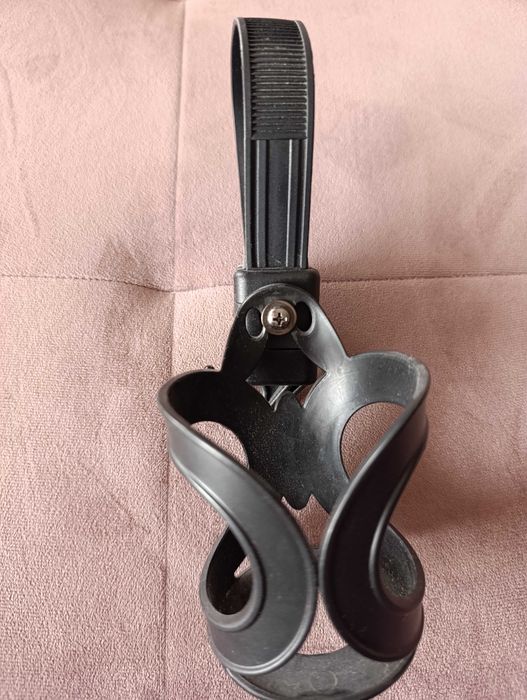 Универсална стойка за чаша за детска количка