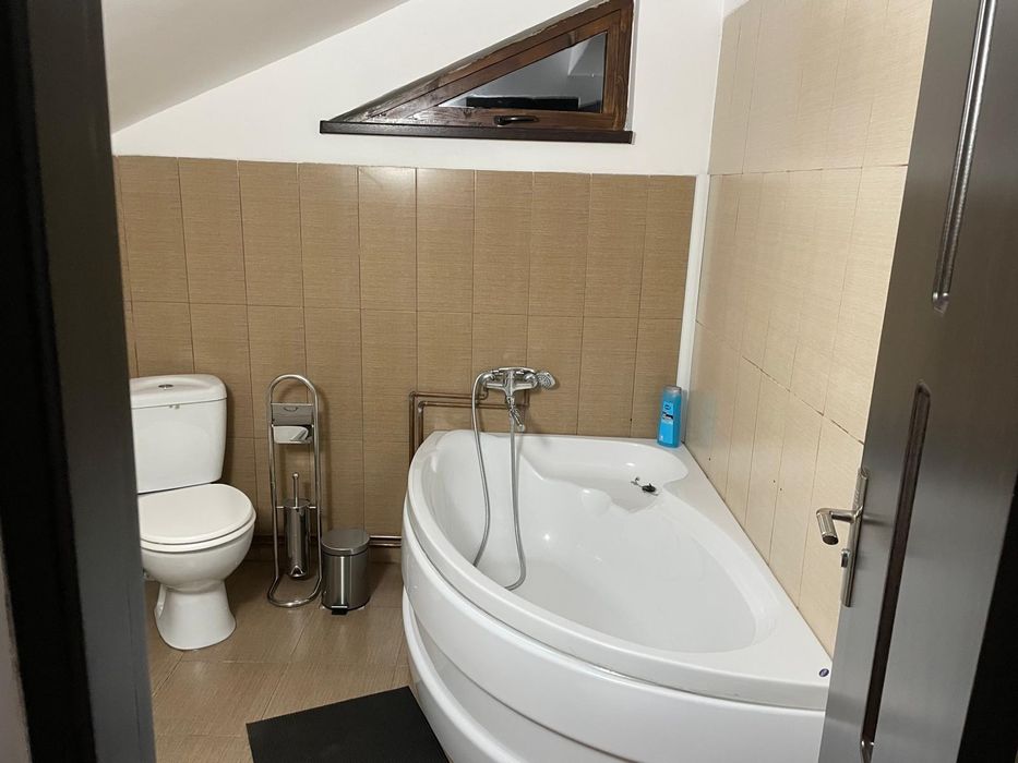 Inchiriez Cabana Râusor