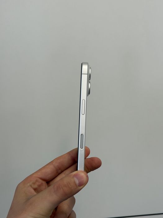 iPhone 16 перфектен