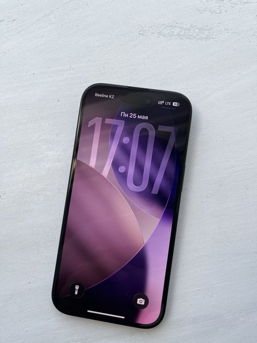 Продам Iphone 15