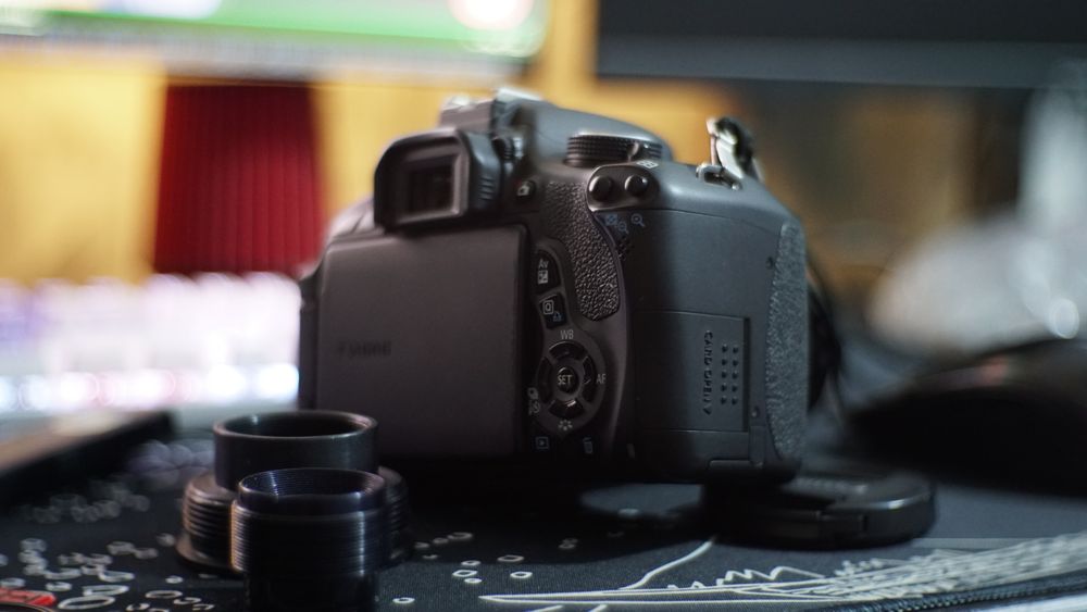 canon 600d продам