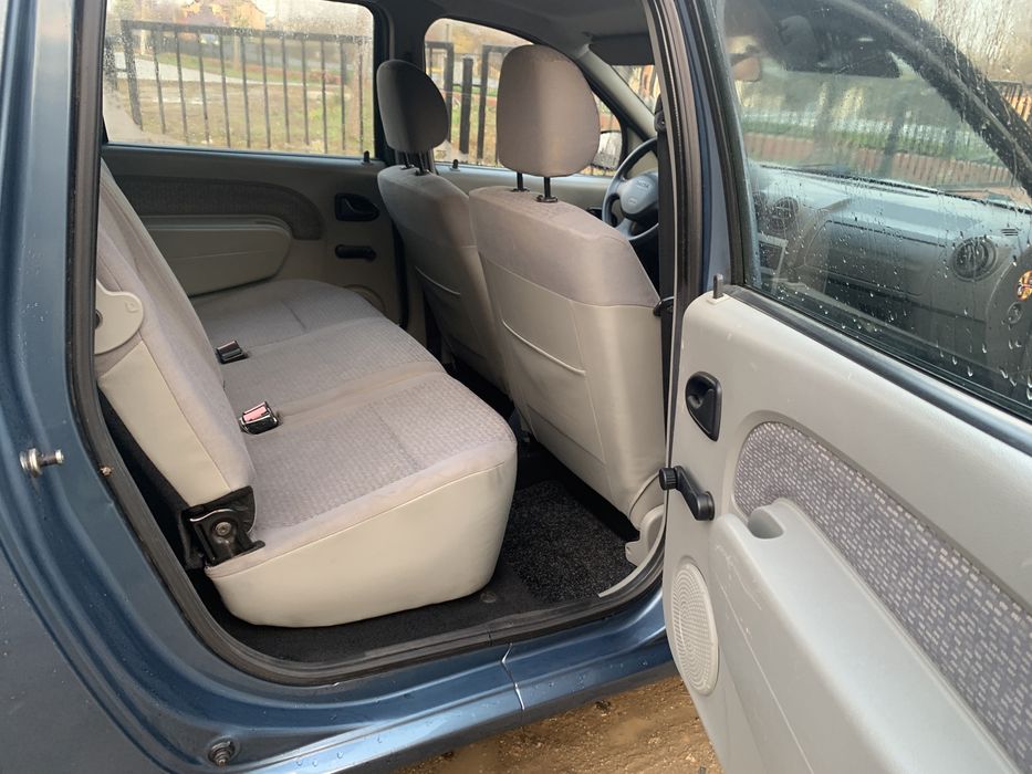 Dacia Logan Mcv 1.6 16 v Benzina A.c Impecabila