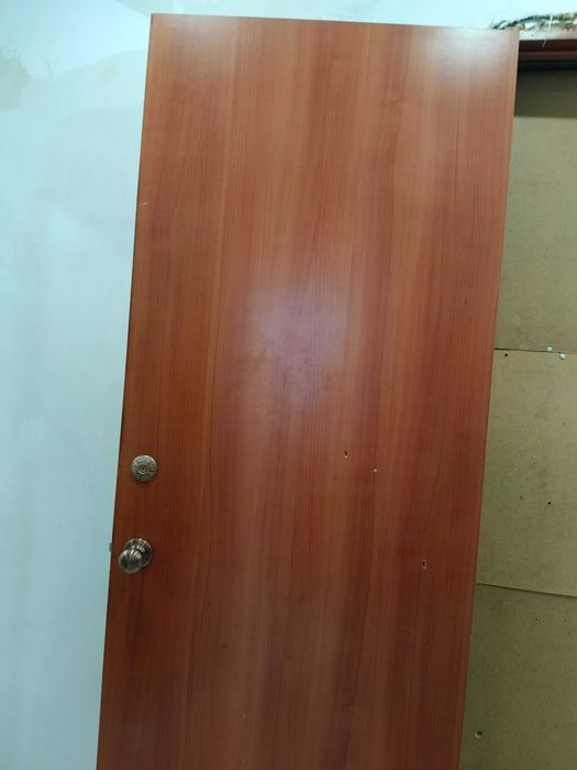 Отдам даром б/у двери