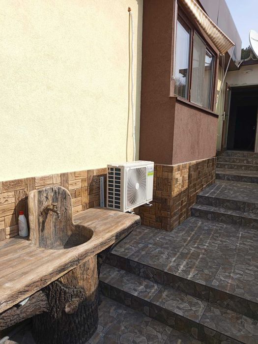 Продавам къща в гр. Костинброд