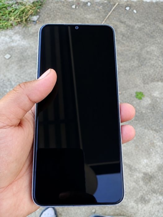 Infinix Hot30i telefon.