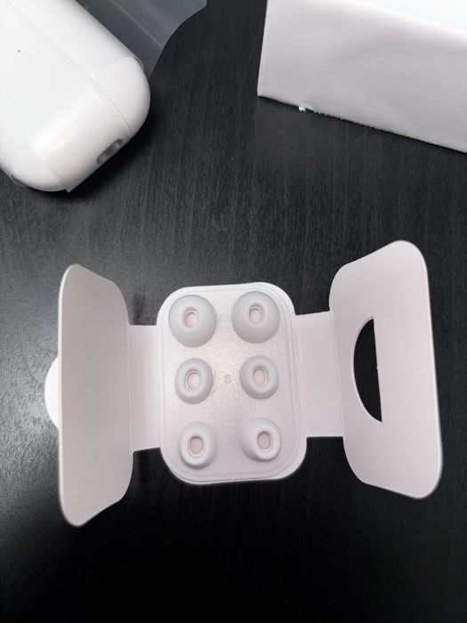 Airpods pro 2, pro 3 si 4