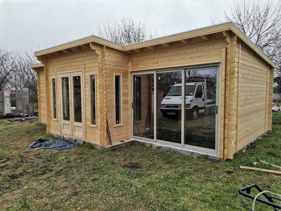 Градински бараки ,гаражи , къщи за инструменти