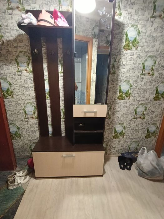 Шкаф для прихожей