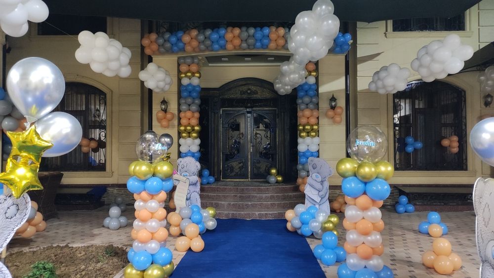 Праздничное оформление шарами