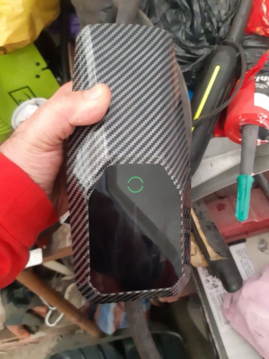 Трифазно зарядно за електрически автомобил