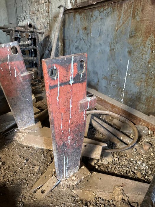 Стойка КПШ с лапой.