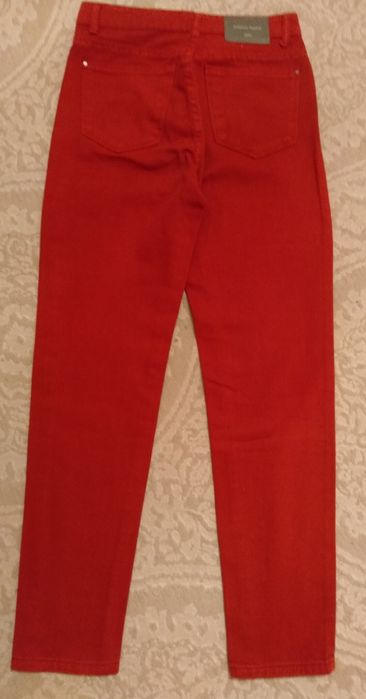 Продам женские джинсы