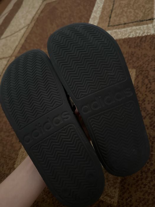 Шлепанцы адидас