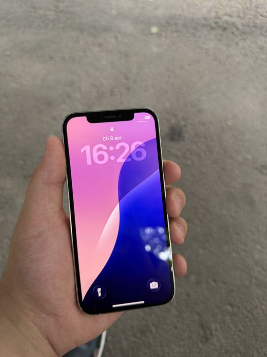 Продам айфон 12 PRO 128гб белый цвет