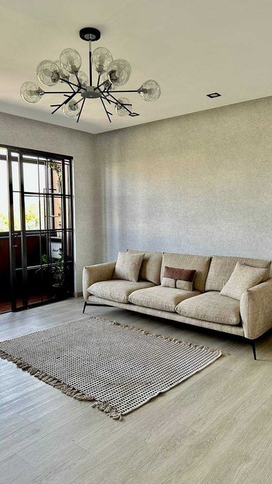 Сдаётся уютная 4х ком кв-ра, ор-р Дружба Народов  P5