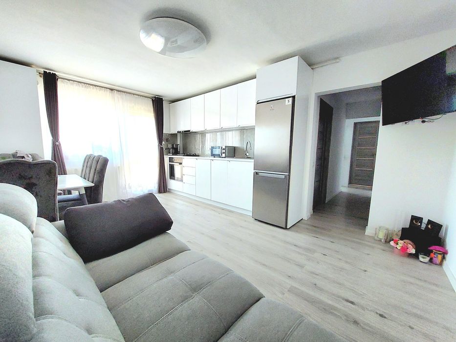 Vând apartament et.2 din 4