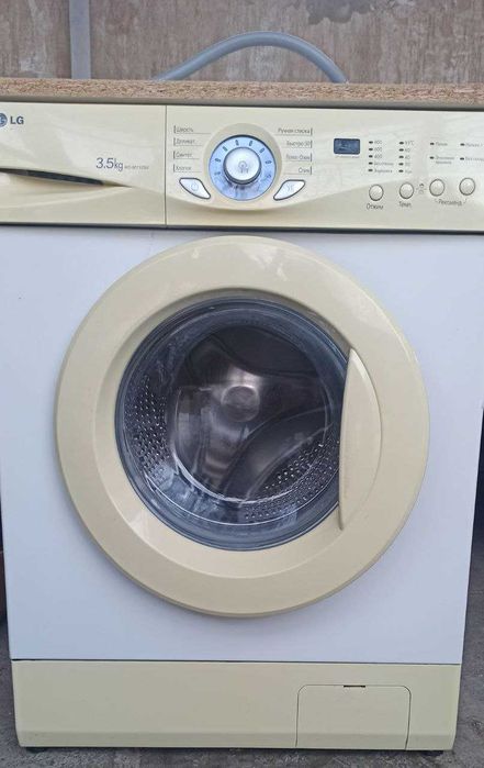 Продам стиральную машинку