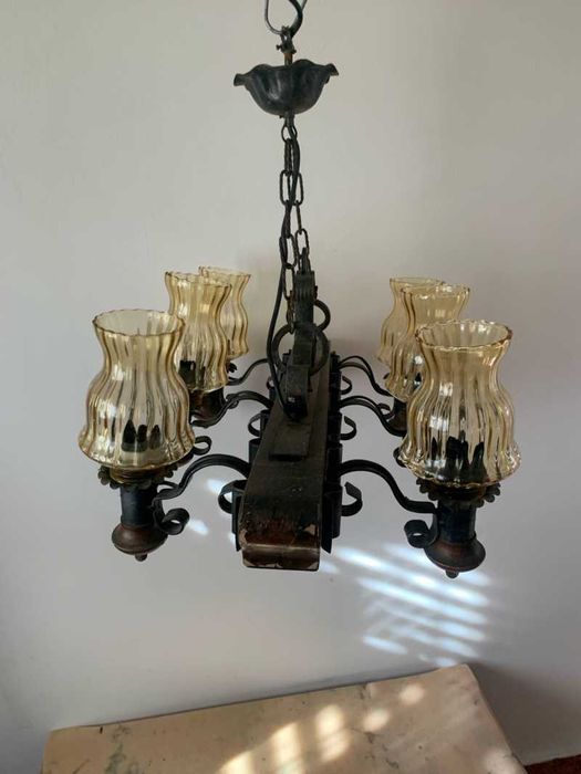 Candelabru din lemn cu fier forjat