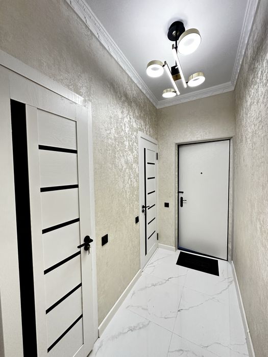 Своя 2-3/1/4 с ремонтом  м-в Ялангач  парк Локоматив