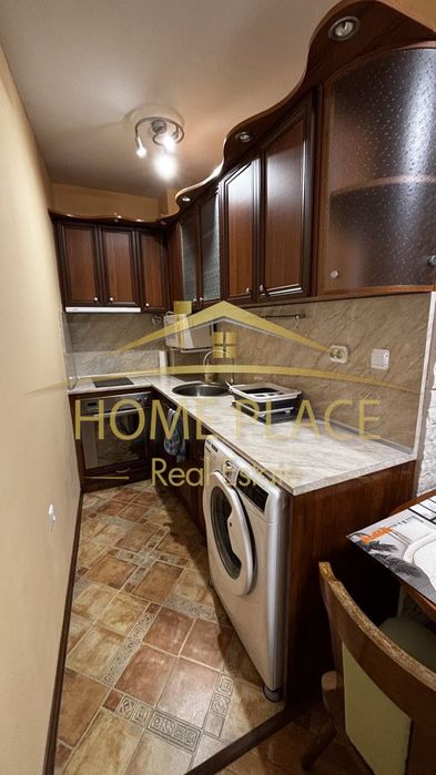 Дава се под наем Двустаен апартамент в Варна, Цветен квартал - 50 кв.м за 348.84 € - Снимка #2