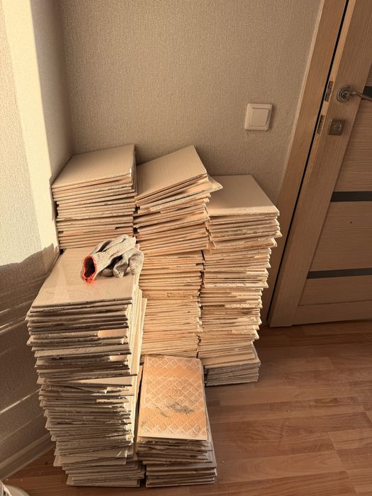 Кафель. Отдам даром. Самовывоз