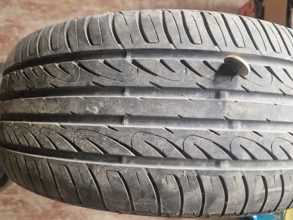 Продавам 8 гуми с джанти и тасове 5×112