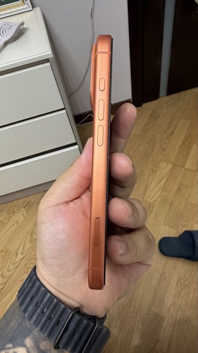 Обмен iPhone 17 pro EAC 256 gb Cosmic Orange
