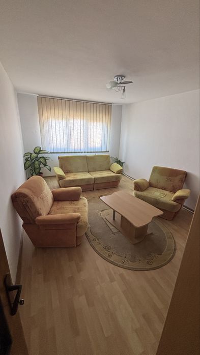 Vand apartament 2 camere - 0744645334