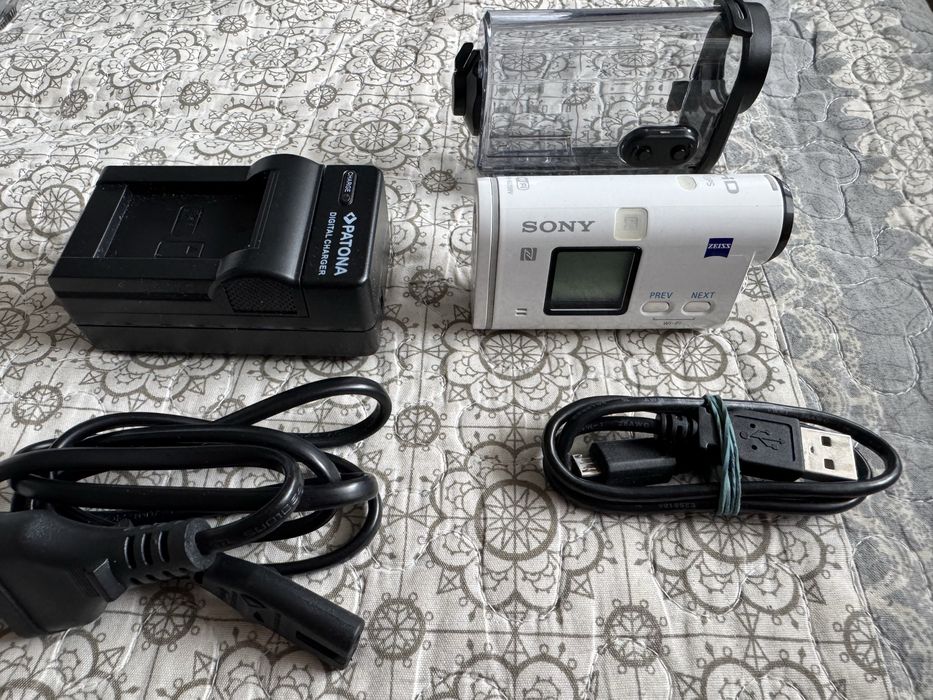 SONY AS200V action cam