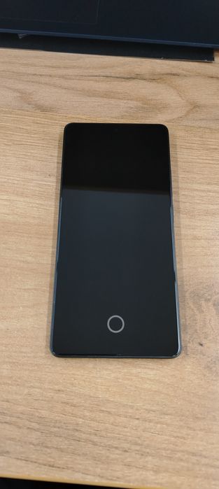 Redmi Note 13 pro 8/256 Yangi bir qo'l ishlatilgan karobka dokumet bor