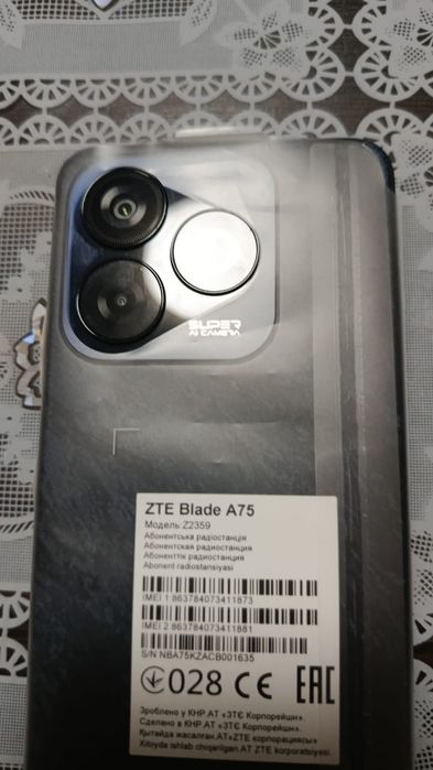 ZTE Blade A75 8 ГБ/128 ГБ черный