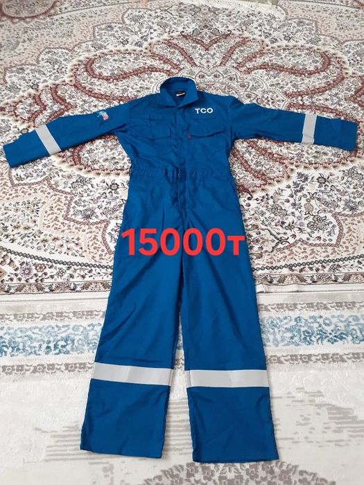 Комбинезон        .