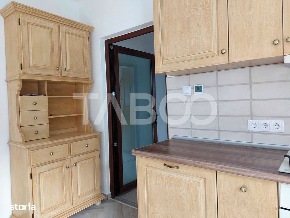 Casa 58 mp cu gradina 300 mp pet friendly central Cisnadioara