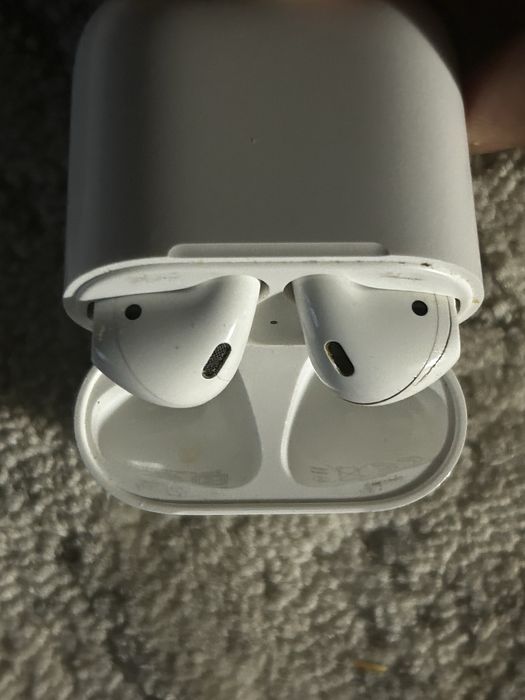 Apple AirPods 2 (Оригинал) + Чехол в подарок