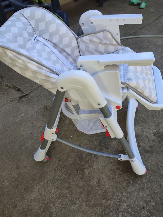 Scaun de masa pentru copii