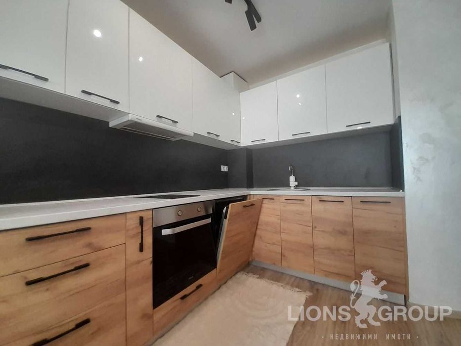 Дава се под наем Двустаен апартамент в Варна, ХЕИ - 70 кв.м за 698.19 € - Снимка #2