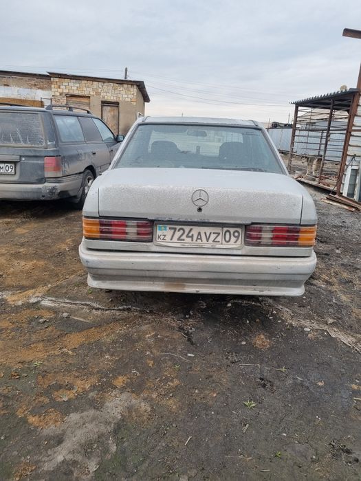 Мерс 190 ,2.3 паук