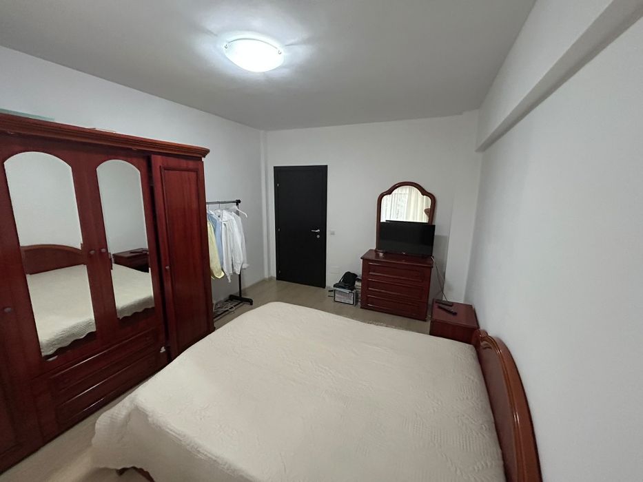 De închiriat apartament cu 2 camere