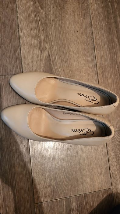 Продам туфли кожаные