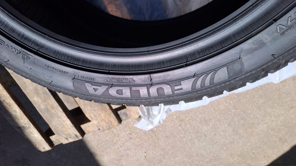 1бр. Нова 245/40/18 Fulda Kristall Control HP2