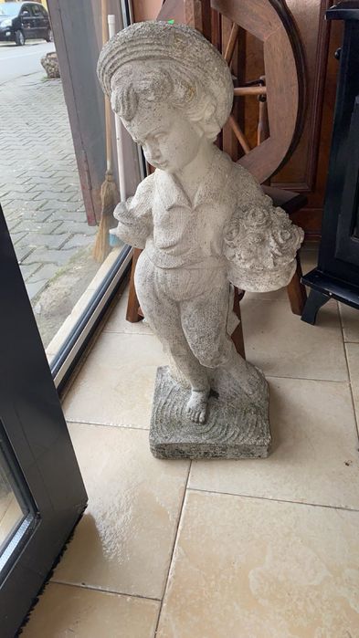 Продавам циментови фигури