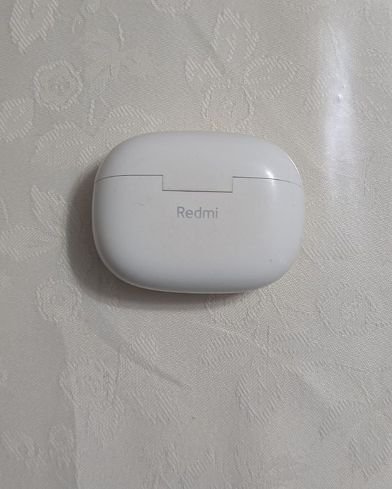 Redmi buds 5 pro,Торг и обмен есть