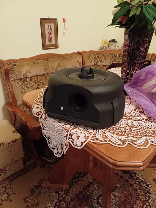 Vând Subwoofer Mercedes-Benz