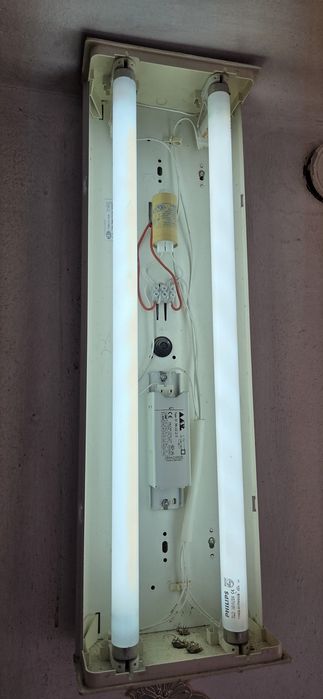 Lampi florescente ELBA 2x18w, cu lampi funcționale - 4 bucati