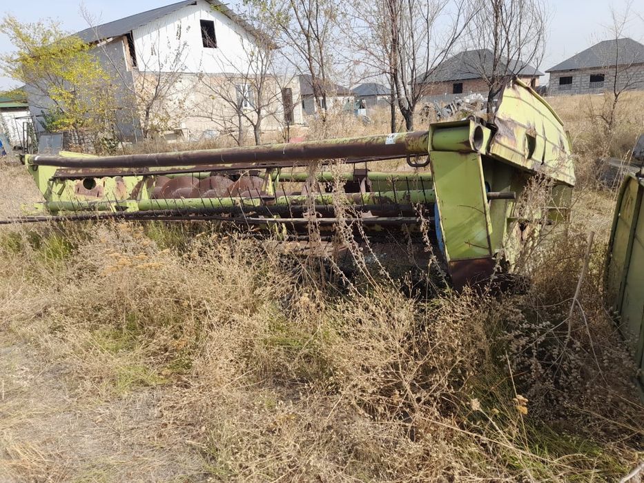 Продам жатку.и волкооборачиватель срочно